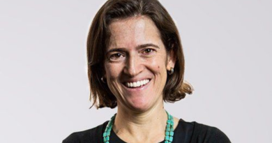 Mora Segal